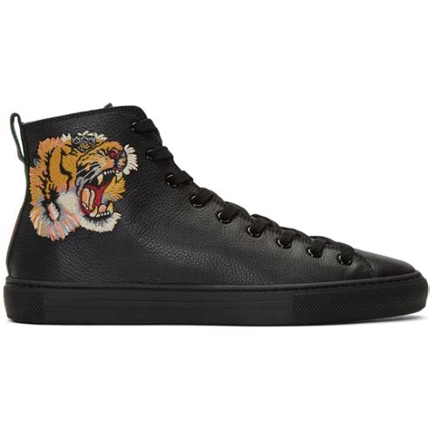 gucci black tiger sneakedr